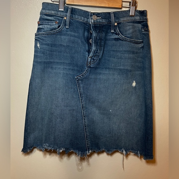 MOTHER Denim The Tomcat Mini Skirt Fray - Picture 2 of 16